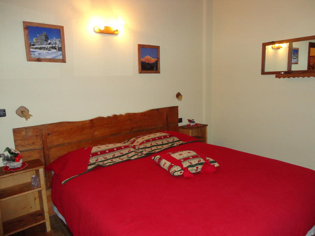 인트로드 Les Chevreuils B&B 객실 사진