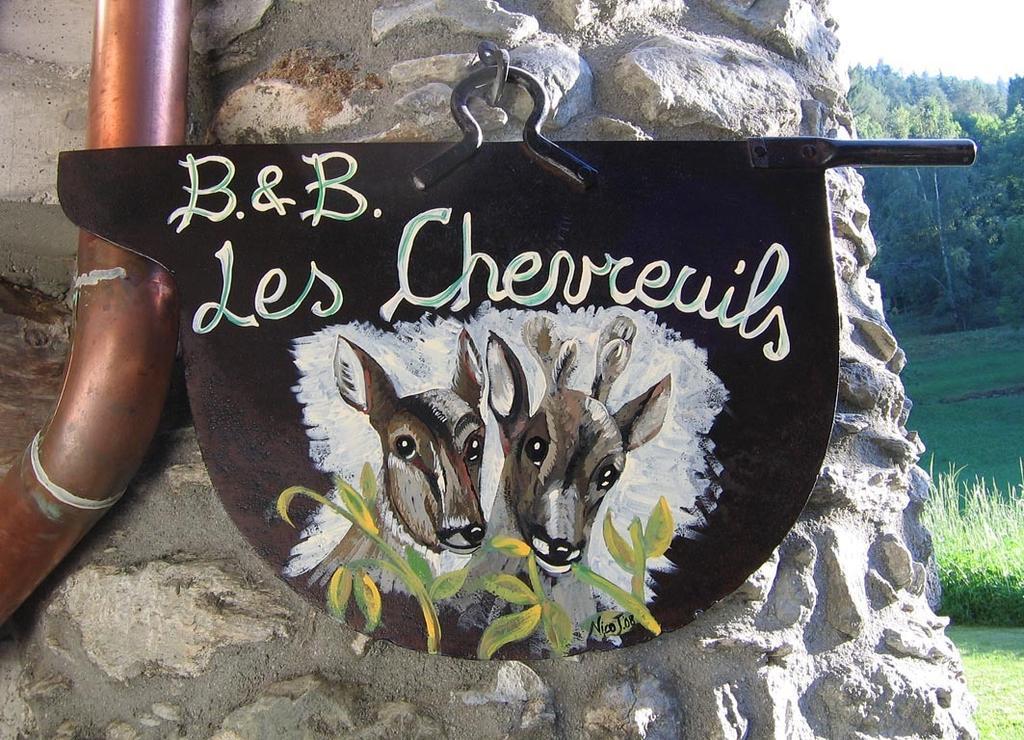 인트로드 Les Chevreuils B&B 외부 사진